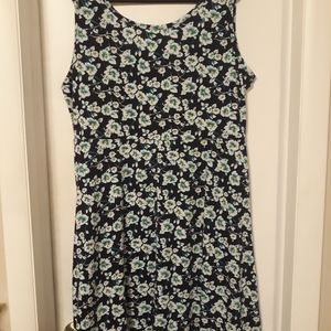 3 dresses Herou dresses size XXL